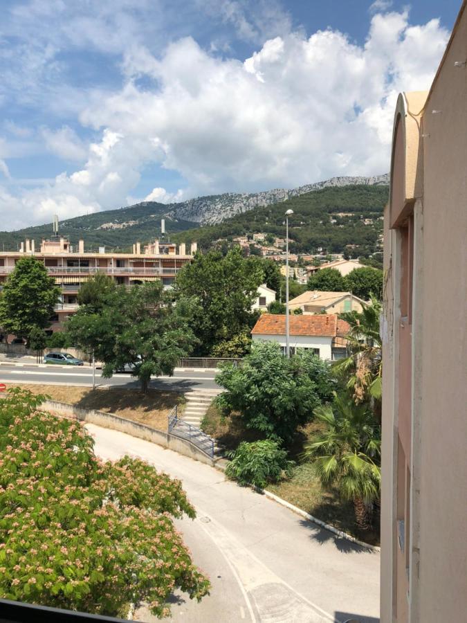 Hotel Triotel La Valette-du-Var Exterior foto